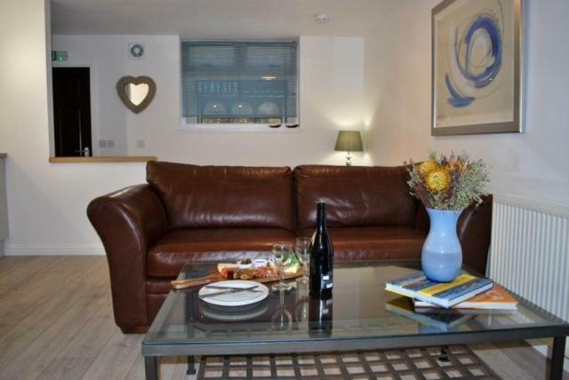 Gallowgate Square Apartments Ларгс Екстериор снимка
