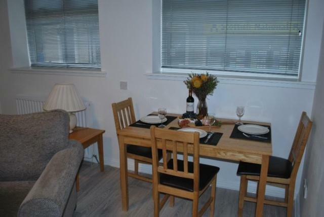 Gallowgate Square Apartments Ларгс Екстериор снимка